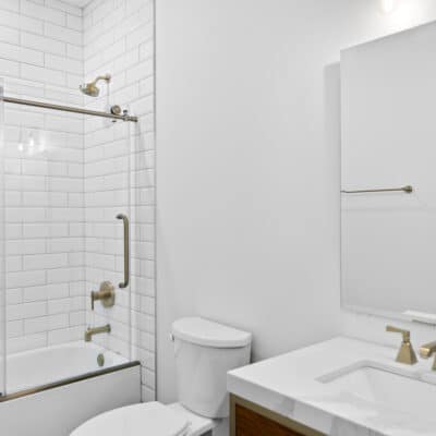 Bathroom Accessories & Fixtures